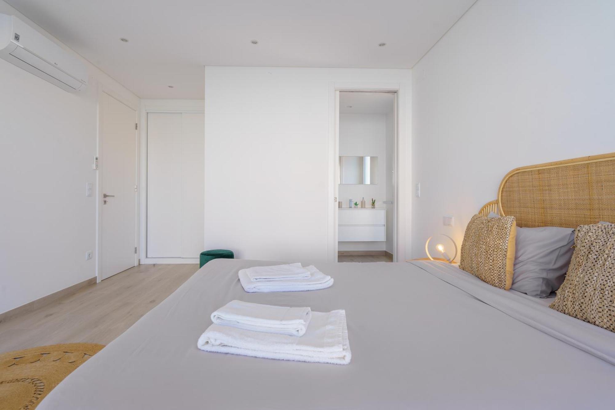 Villa Porto Dinheiro, With Ocean View Casal do Cigano Екстериор снимка